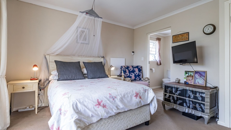 To Let 3 Bedroom Property for Rent in Old Place Western Cape